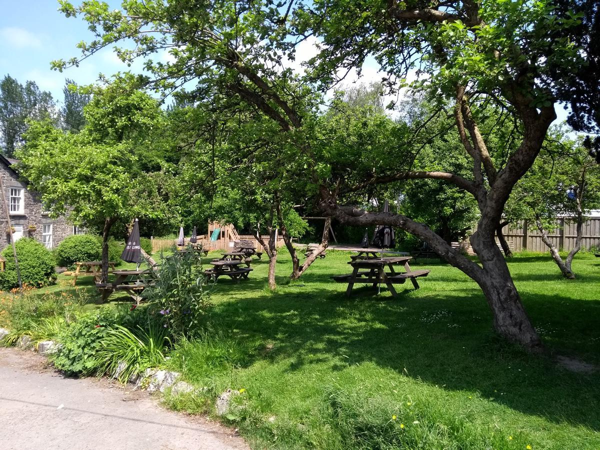 Llanerch Inn Llandrindod Wells Eksteriør bilde